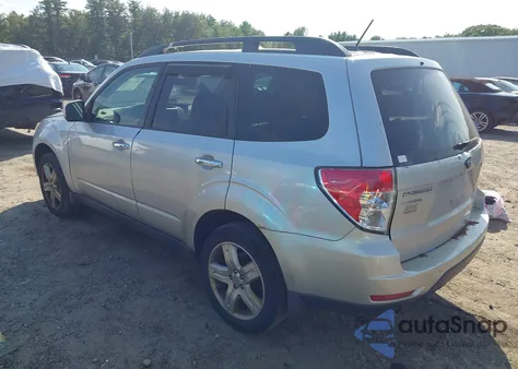 2010 Subaru Forester 2.5X Premium z USA, uszkodzony, nr VIN JF2SH6CC1AH712659